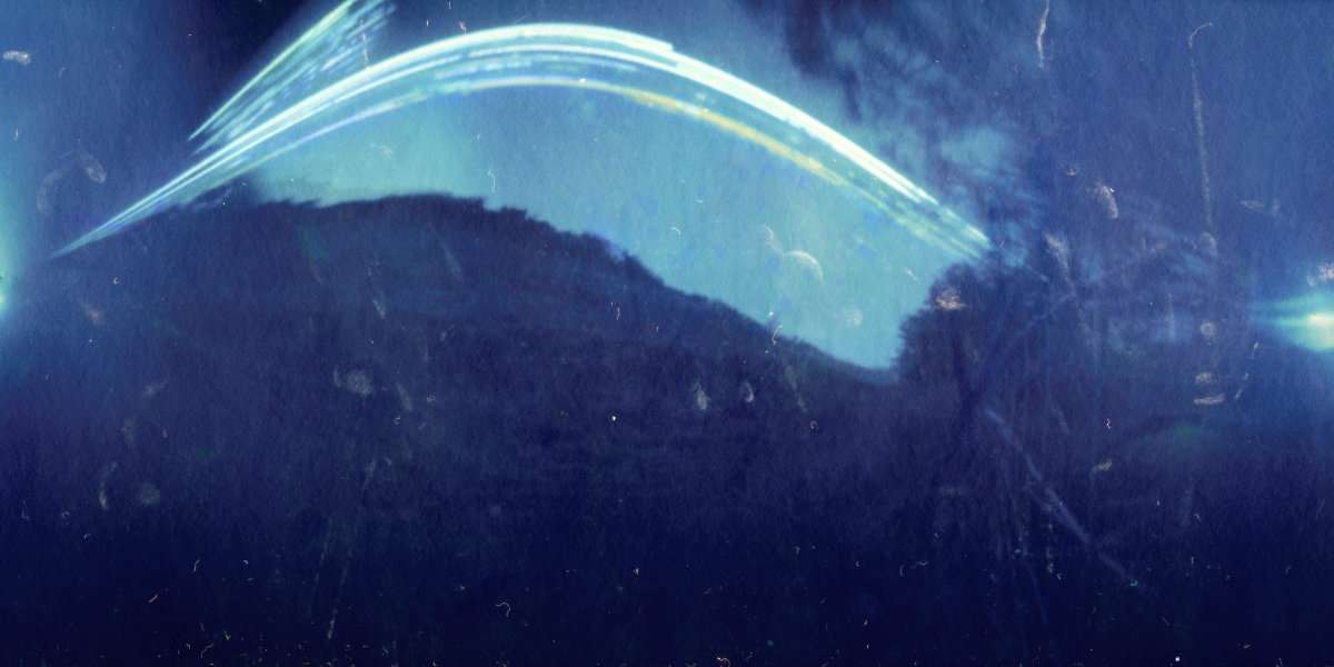 Solargraph of a field with the fence it is attached to clearly visible on the right